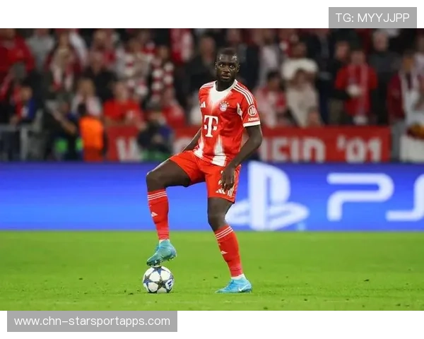 拜仁乌帕梅卡诺补位训练更成熟，引领防线新风尚